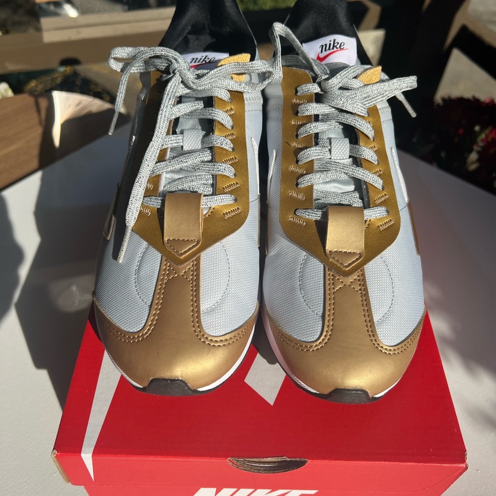 LAST ONE NEW NIKE AIR 2023 (SELL-OUT)🎁Metallic Gold White Platinum Silver Laces - Picture 11 of 15